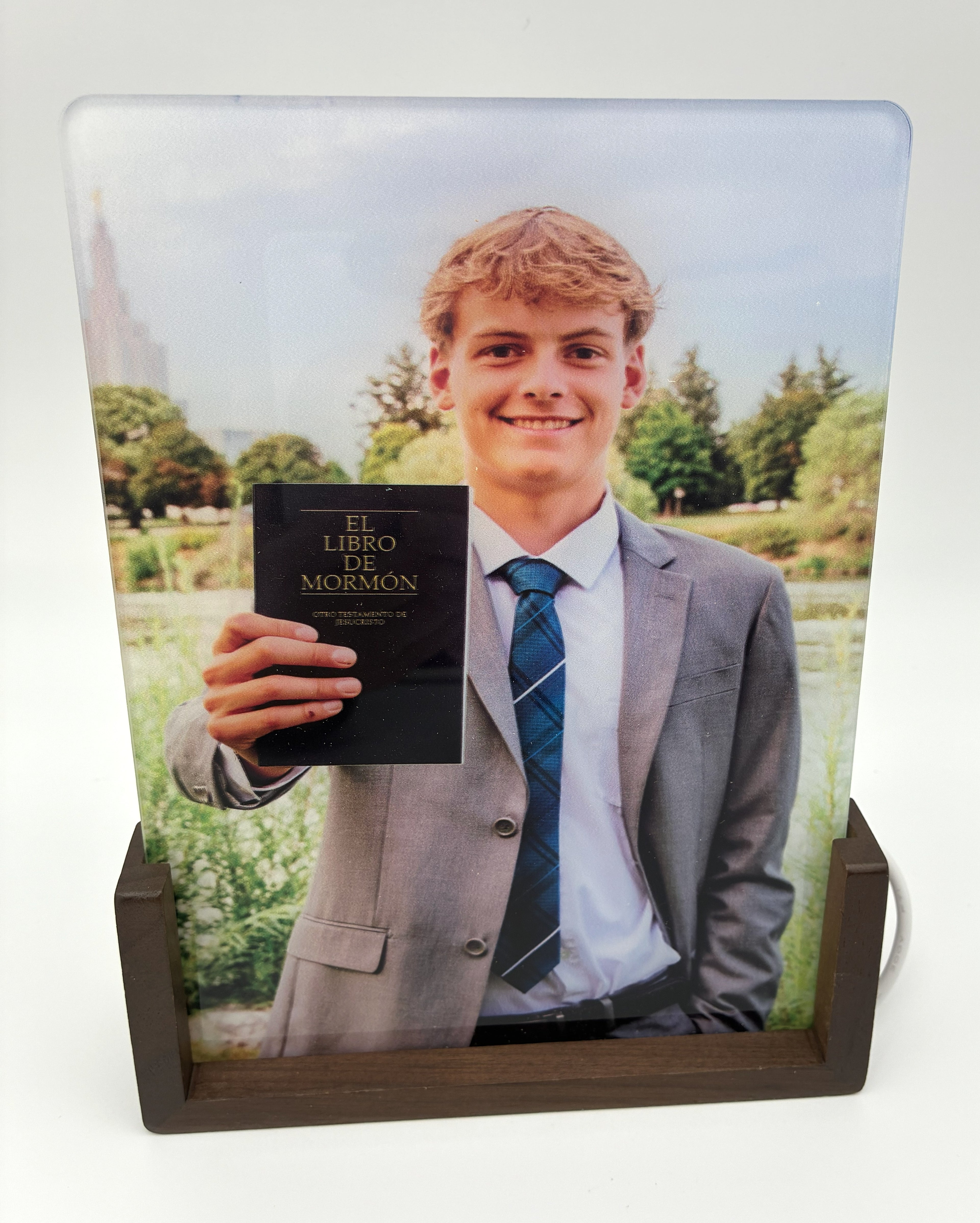 Missionary - Desktop Photo